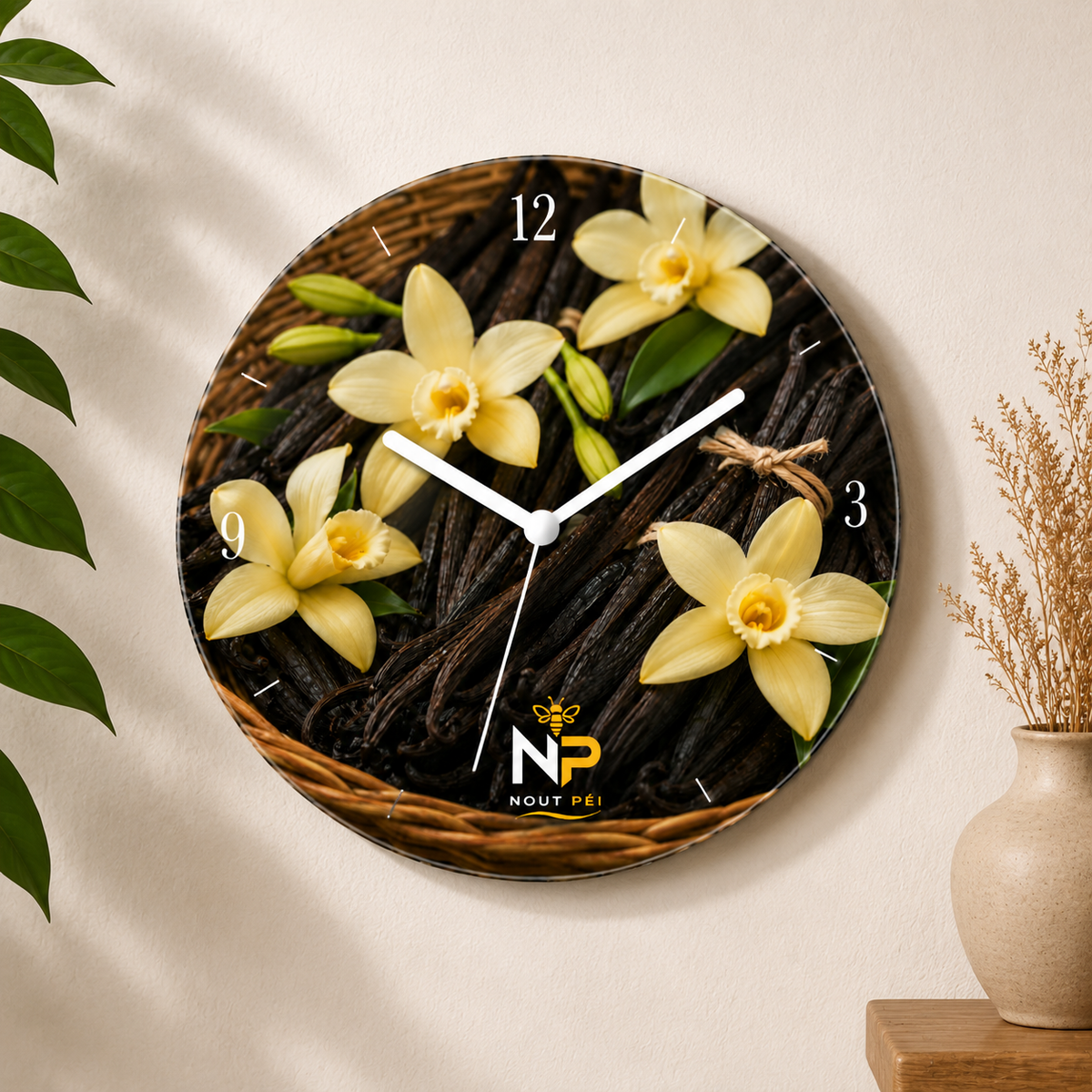 Horloge murale en verre  – Édition Vanille de La Réunion | Décoration Nout Péi